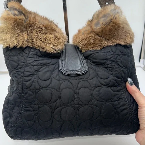 Coach Vintage Black Quilted Fur Trimmed Shoulder Bag Hobo Purse - Picture 11 of 16